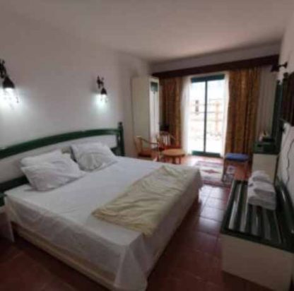 pilots single hotel room fly in Egypt 2022 Fai rally